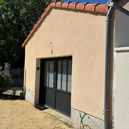 Studio Des Lilas Saint-Benoit  Exterior photo